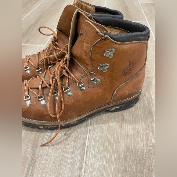 Dexter Hiking Boots - Picture 6 of 15